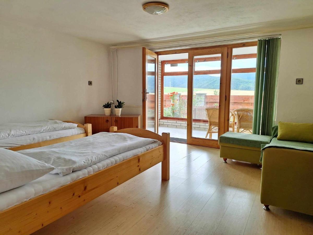 Apartman Pod Maliarkou Vychodna Ngoại thất bức ảnh